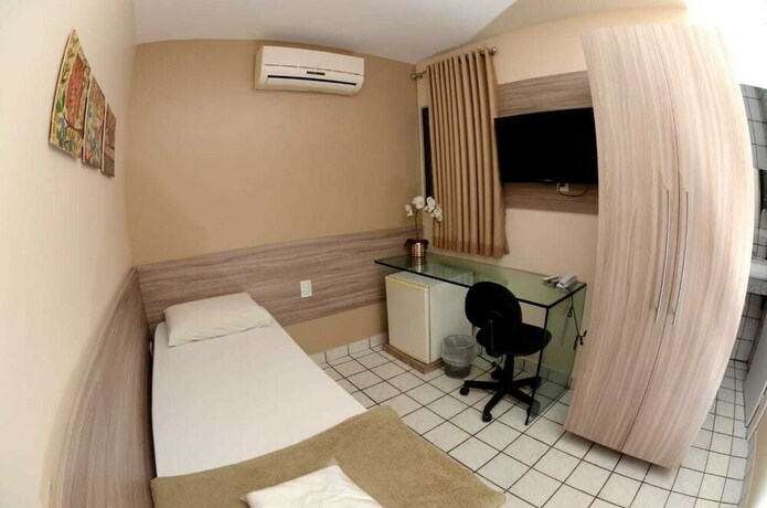 Imagen de la habitación del Rota 232 Hotel. Foto 33