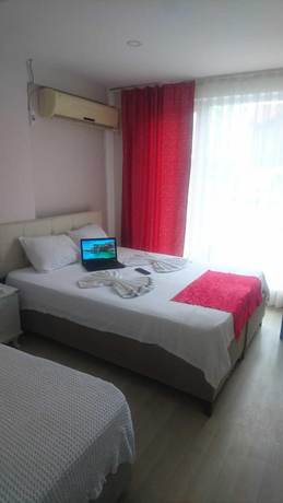 Imagen de la habitación del Rotana Hotel Resort. Foto 18