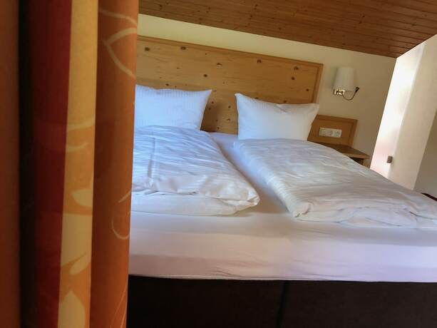 Imagen de la habitación del Rothenfels Hotel and Panorama Restaurant. Foto 11