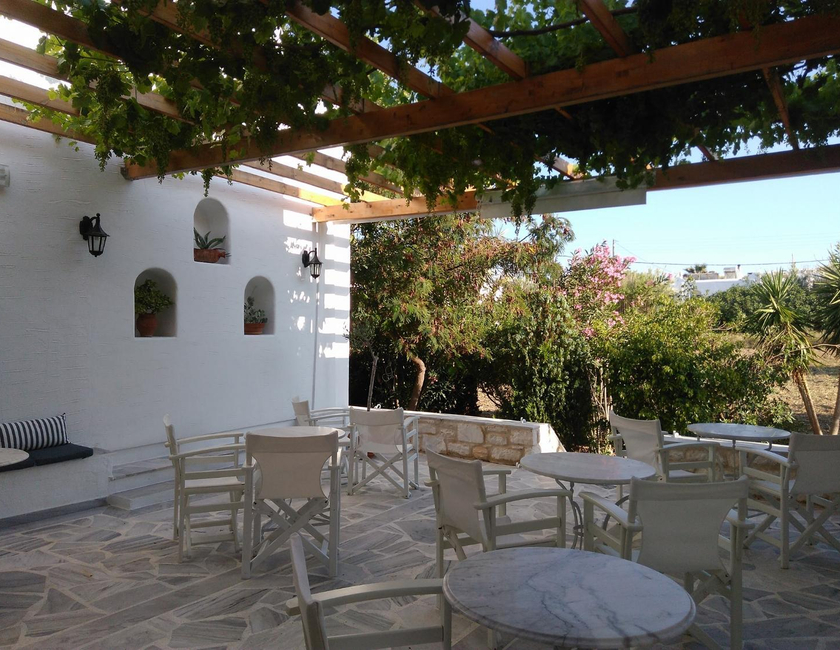Imagen general del Roussos Beach Hotel. Foto 3