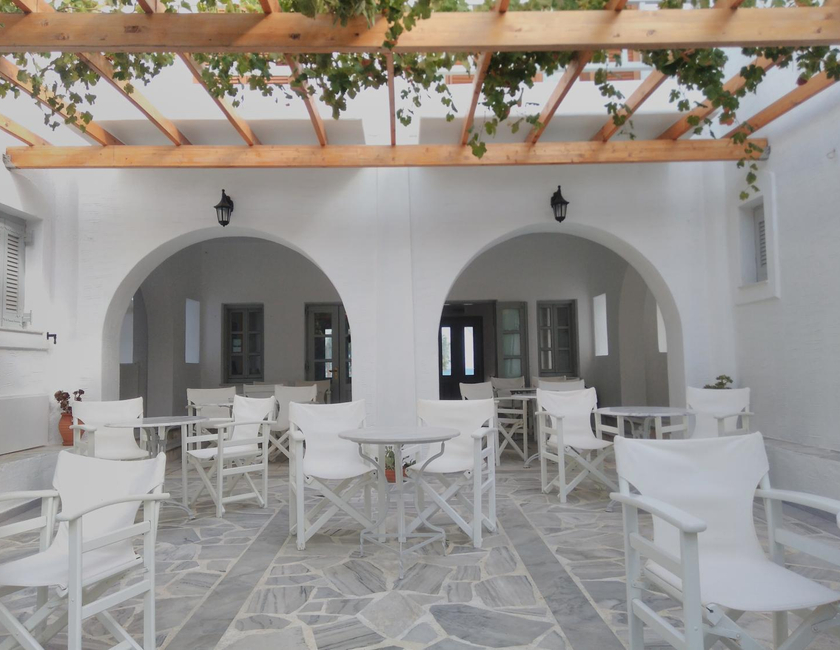 Imagen general del Roussos Beach Hotel. Foto 4