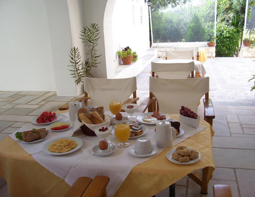 Imagen general del Roussos Beach Hotel. Foto 15