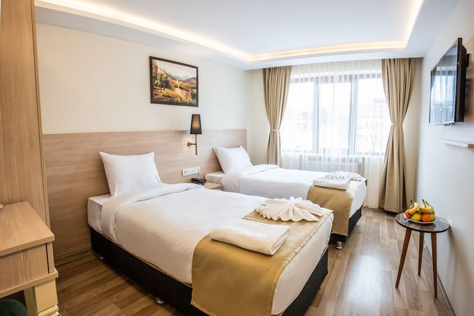 Imagen de la habitación del Royal Bosphorus Hotel. Foto 3