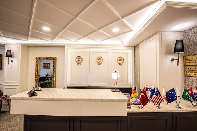 Imagen de los interiores del Royal Bosphorus Hotel. Foto 19