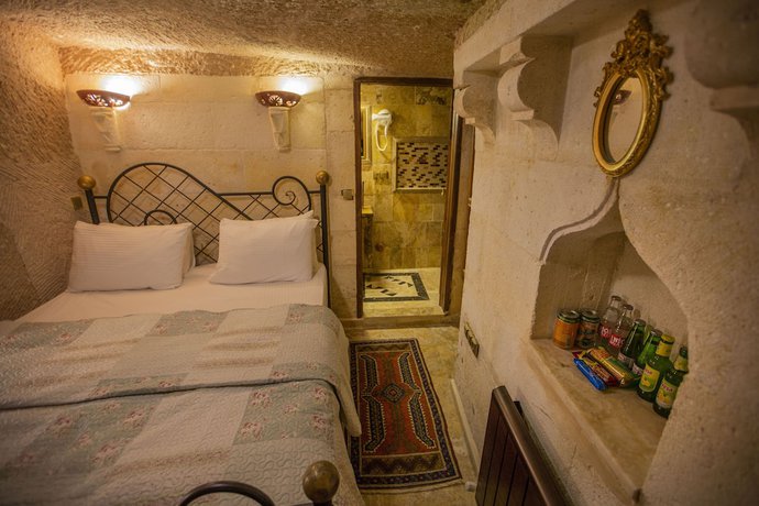 Imagen de la habitación del Royal Cave Hotel. Foto 5