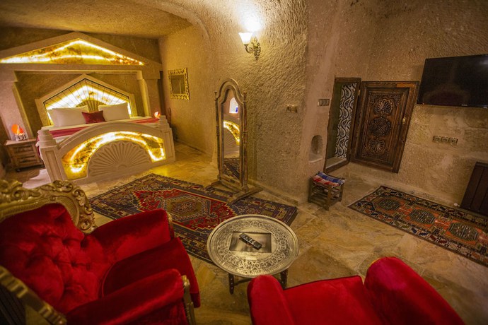 Imagen de la habitación del Royal Cave Hotel. Foto 10