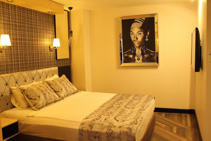 Imagen de la habitación del Royal Cesme Hotel. Foto 17