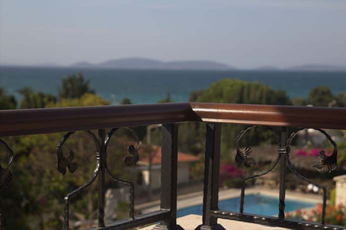 Imagen de la habitación del Royal Cesme Hotel. Foto 18