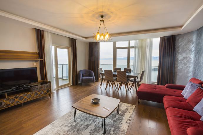 Imagen de la habitación del Royal Comfort Suites. Foto 5