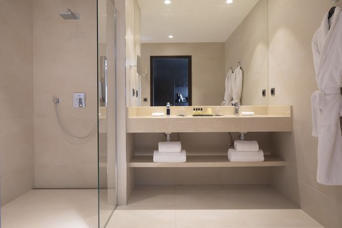 Imagen de la habitación del Royal Hainaut Spa and Resort Hotel. Foto 7