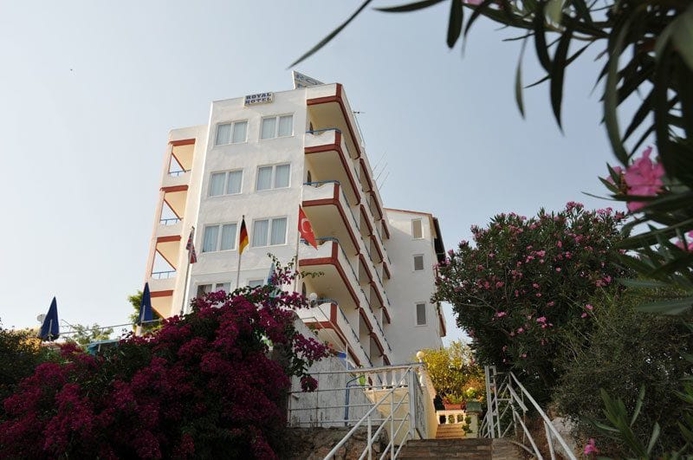 Imagen de los exteriores del Royal Hotel Alanya. Foto 15