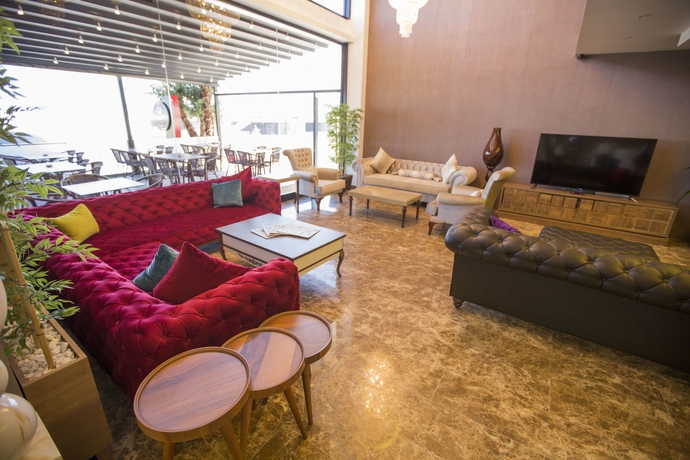 Imagen de los interiores del Royal Life Exclusive. Foto 17