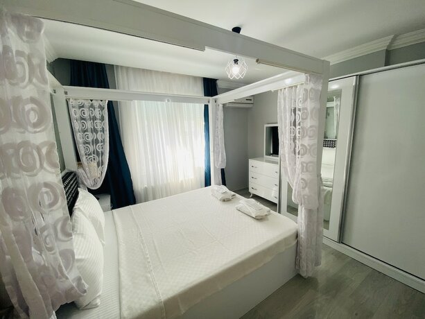 Imagen de la habitación del Royal Loft Suit. Foto 19