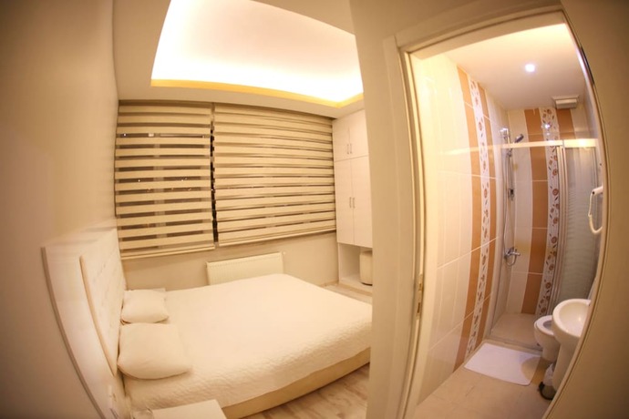 Imagen de la habitación del Royal Otel. Foto 12