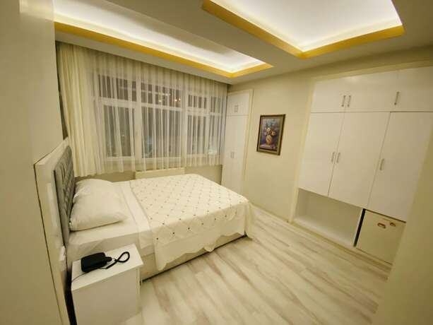 Imagen de la habitación del Royal Otel. Foto 13