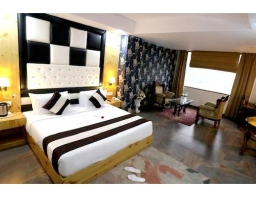 Imagen general del Royal Park Resorts, Zirakpur, PB. Foto 3