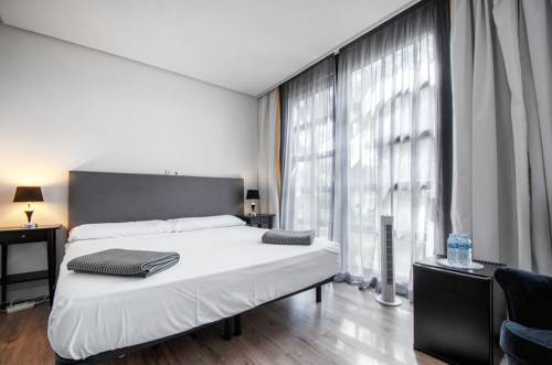 Imagen de la habitación del Royal Tennis Club. Foto 3