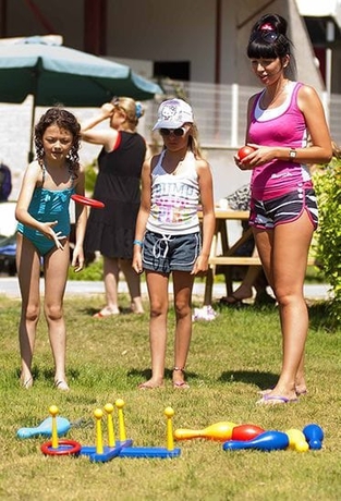 Imagen de los exteriores del Royal Towers Resort. Foto 16