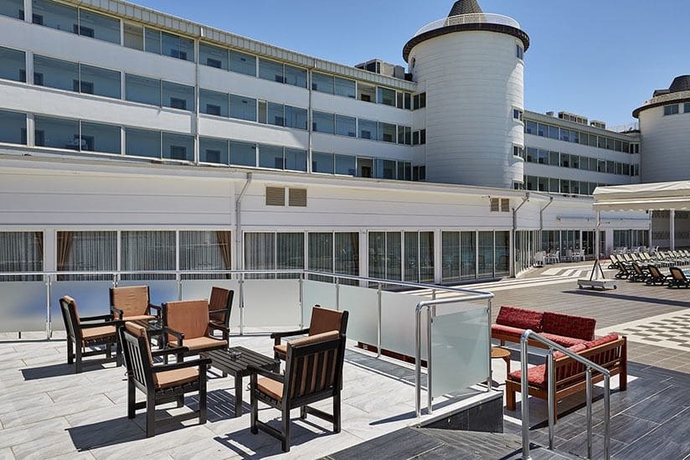 Imagen de los exteriores del Royal Towers Resort. Foto 17