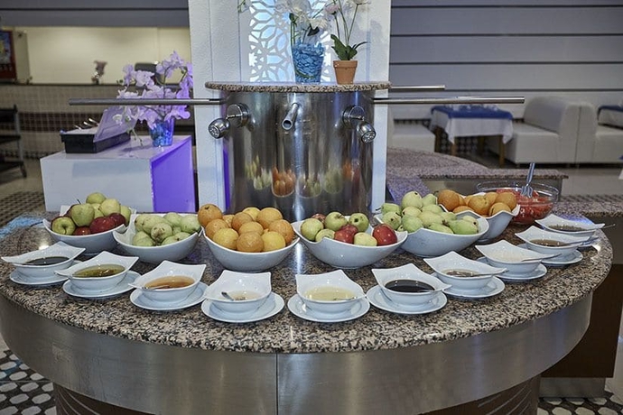 Imagen del bar/restaurante del Royal Towers Resort. Foto 6