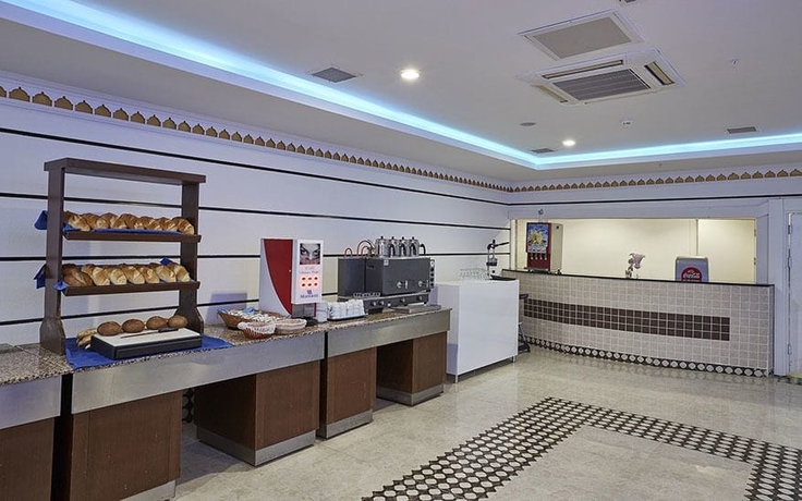 Imagen del bar/restaurante del Royal Towers Resort. Foto 9