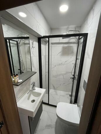 Imagen de la habitación del Royalova Hotel. Foto 15