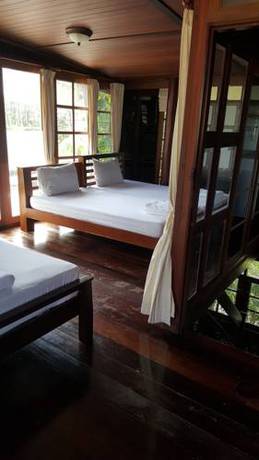 Imagen de la habitación del Ruean Mai Chai Khlong. Foto 12