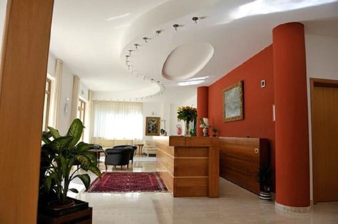 Imagen de los interiores del Ruggiero Park Hotel. Foto 19