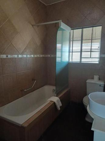 Imagen general del Rustenburg Palm Lodge. Foto 10