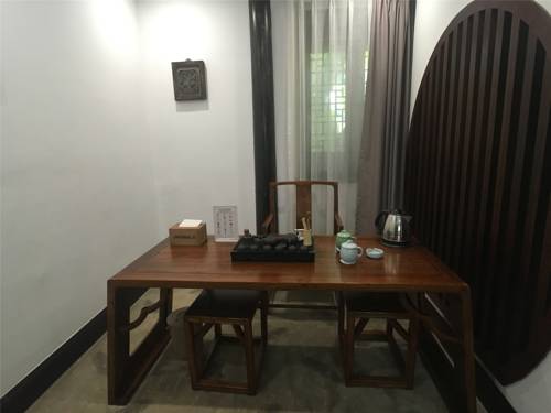 Imagen de la habitación del Rutang Inn. Foto 6