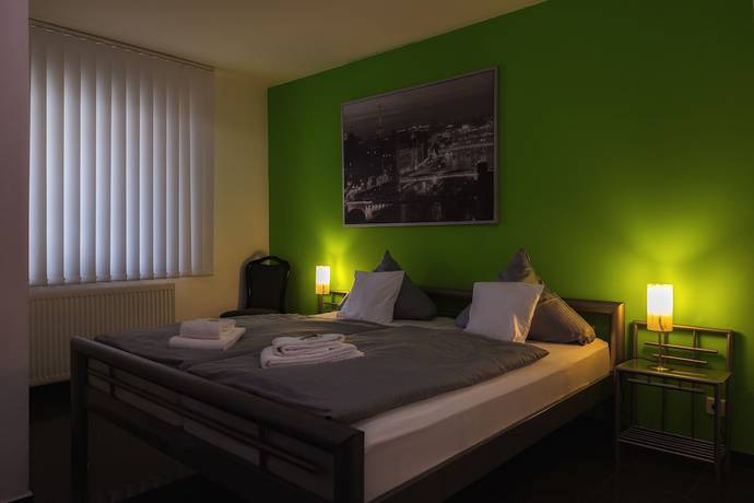 Imagen de la habitación del R&uuml;hen 24-hour check-in, free parking, guest kitchen. Foto 6