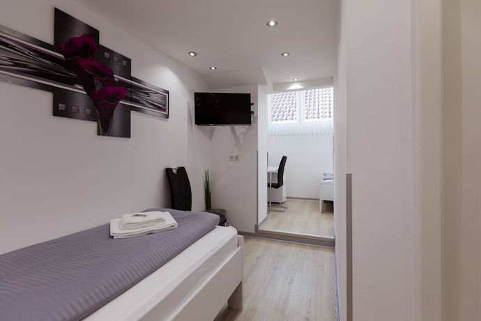 Imagen de la habitación del R&uuml;hen 24-hour check-in, free parking, guest kitchen. Foto 14