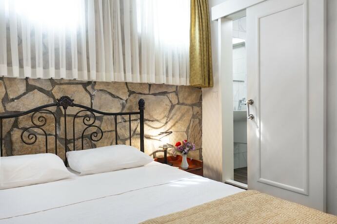 Imagen de la habitación del R&uuml;zgarg&uuml;l&uuml; Otel. Foto 11