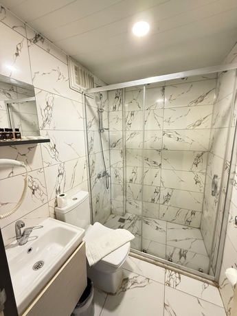 Imagen de la habitación del SİDE ERTAŞ HOTEL. Foto 14