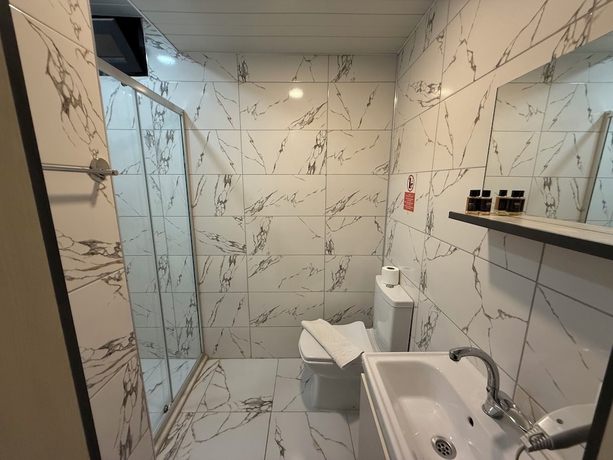 Imagen de la habitación del SİDE ERTAŞ HOTEL. Foto 15