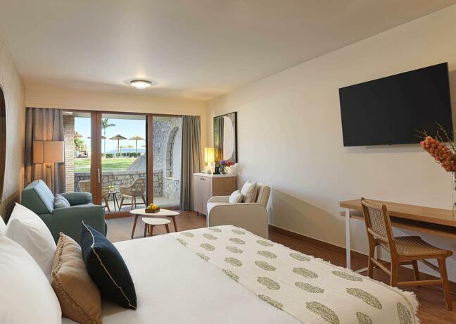 Imagen general del SEAFOS Luxury Resort & Spa - Limited Edition by Leonardo Hotels. Foto 3