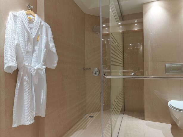 Imagen general del SEAFOS Luxury Resort & Spa - Limited Edition by Leonardo Hotels. Foto 20