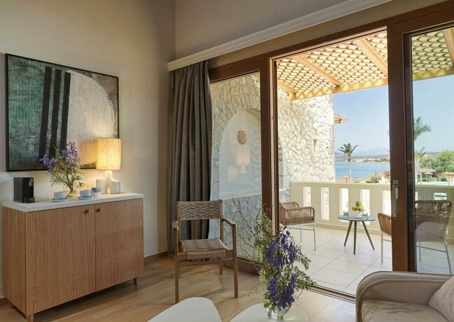 Imagen general del SEAFOS Luxury Resort & Spa - Limited Edition by Leonardo Hotels. Foto 25