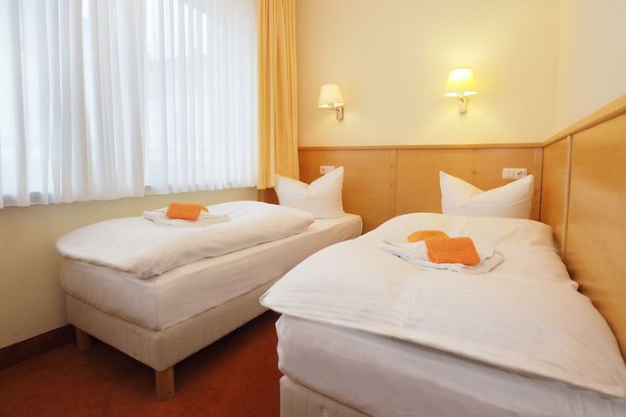 Imagen de la habitación del SEETELHOTEL Villa Aurora. Foto 18