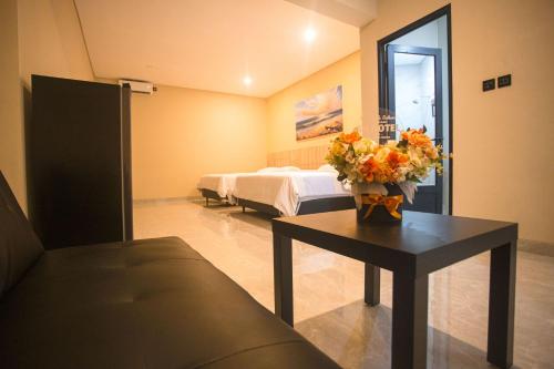 Imagen general del SH Hotel, Pangandaran. Foto 10