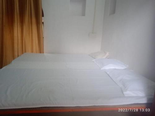 Imagen de la habitación del SHRI SWAMI SHEETAL DAS SEWA TRUST. Foto 13