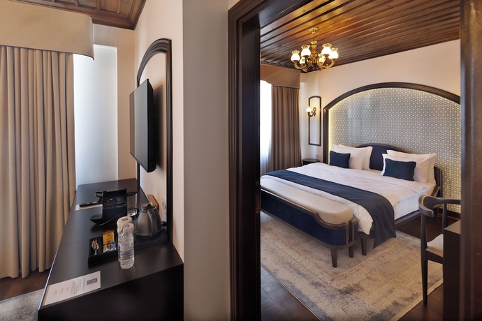 Imagen de la habitación del SIR&Ccedil;ALI HOTEL. Foto 8