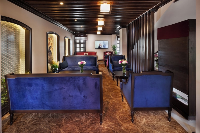 Imagen de los interiores del SIR&Ccedil;ALI HOTEL. Foto 10