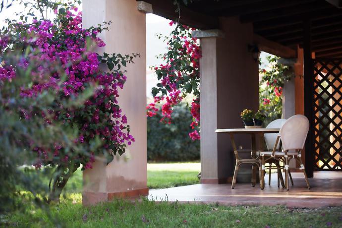 Imagen de los exteriores del S'Incantu Resort. Foto 4