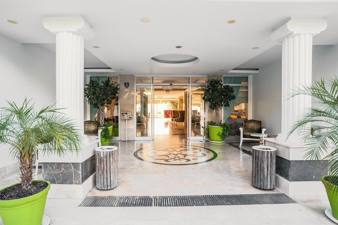 Imagen de los interiores del SL La Perla Hotel Kemer All Inclusive. Foto 15
