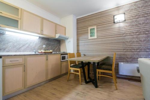 Imagen general del STENATA Sport Apartments. Foto 10