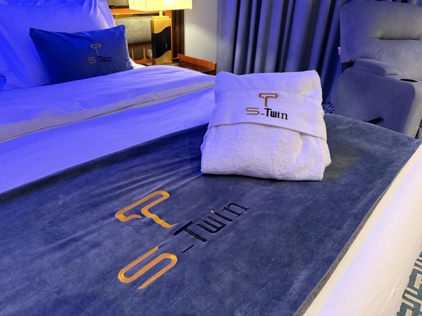 Imagen de la habitación del S-Twin Hotel. Foto 12