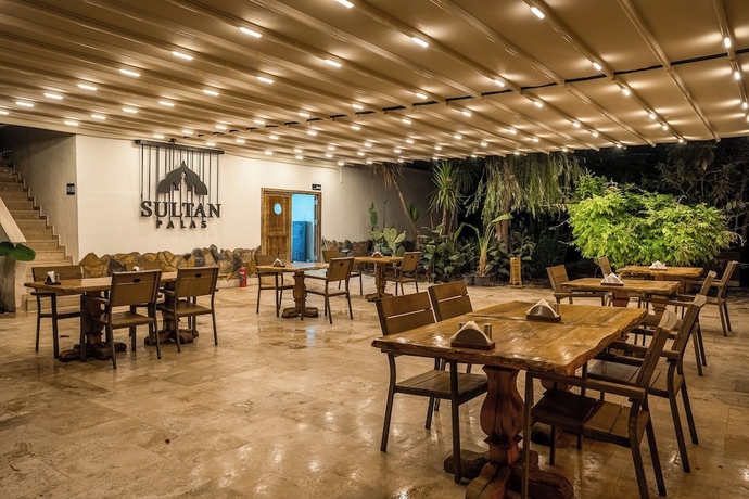 Imagen del bar/restaurante del SULTAN PALAS OTEL. Foto 8