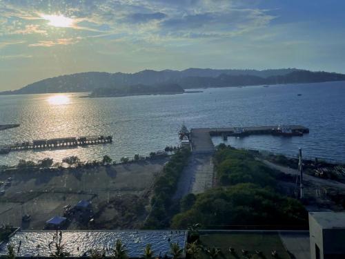 Imagen general del SUMMER CHRlSTMAS JESSELTON QUAY. Foto 12