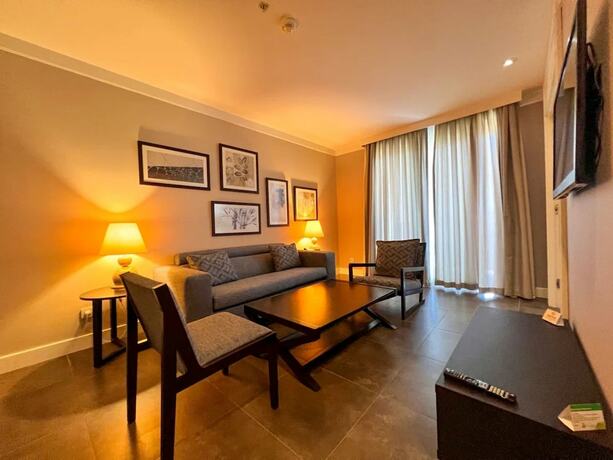Imagen general del SUNDANCE SUITES HOTEL and SPA. Foto 7